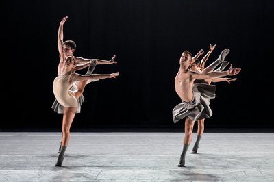 Trailer TWENTY EIGHT THOUSAND WAVES © Jordi Vidal