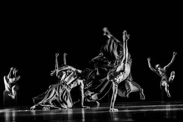  © Eyal Hirsch