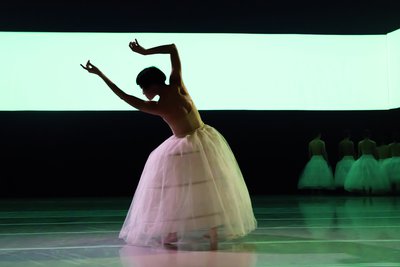  © B.Dance