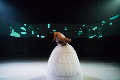  © B.Dance
