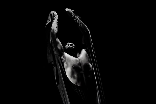  © Eyal Hirsch